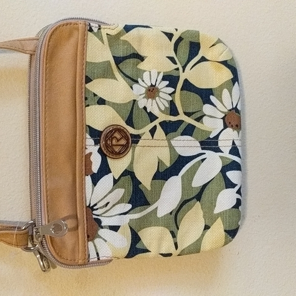 NWT Relic Erica Double Pouch Crossbody Bag Purse Handbag - Picture 2 of 10